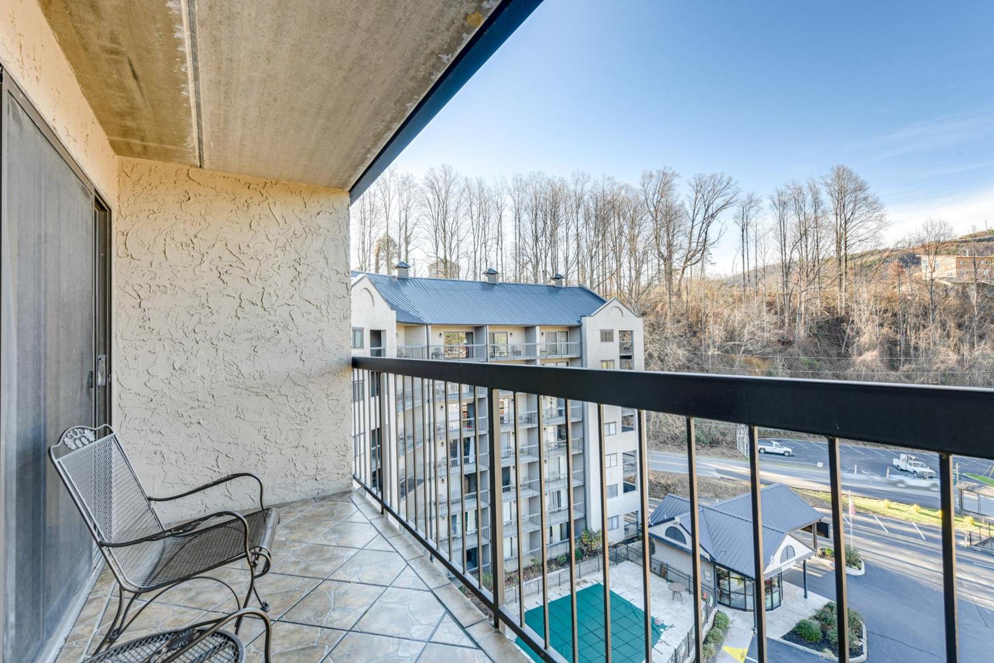 Downtown Gatlinburg Condo With Community Pool! Eksteriør bilde