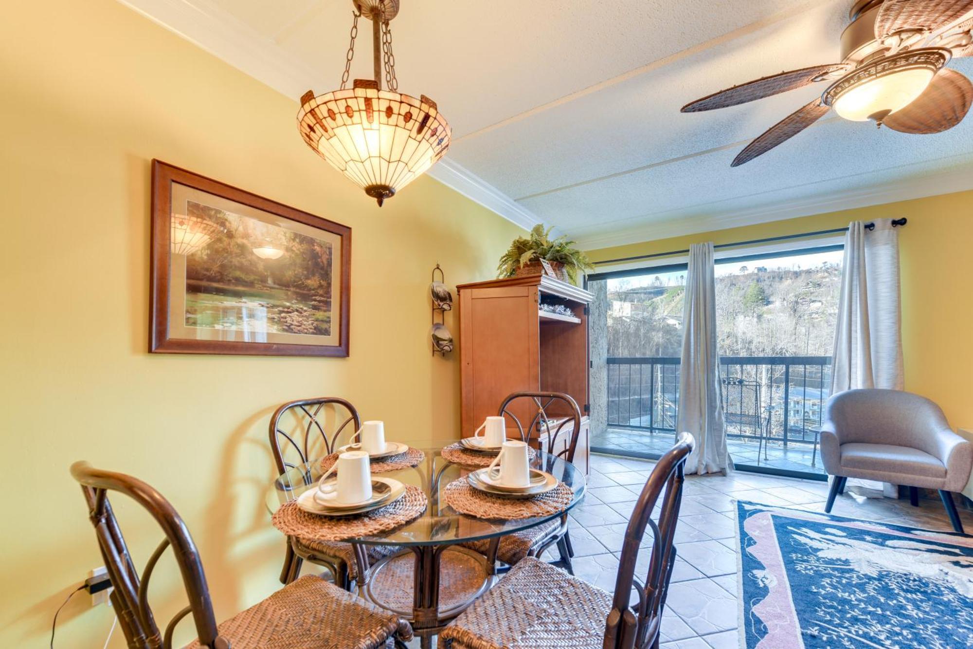 Downtown Gatlinburg Condo With Community Pool! Eksteriør bilde