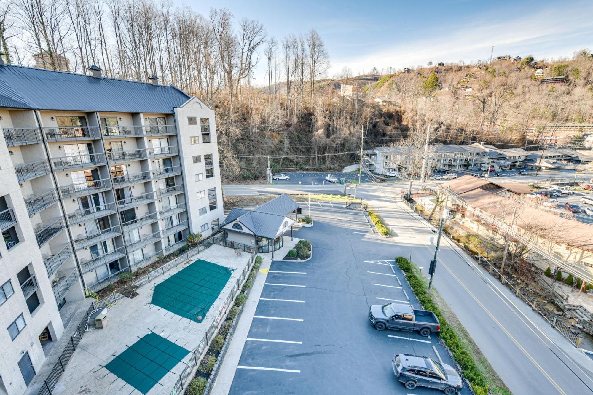 Downtown Gatlinburg Condo With Community Pool! Eksteriør bilde
